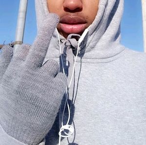 Meet your Posher, Aderito